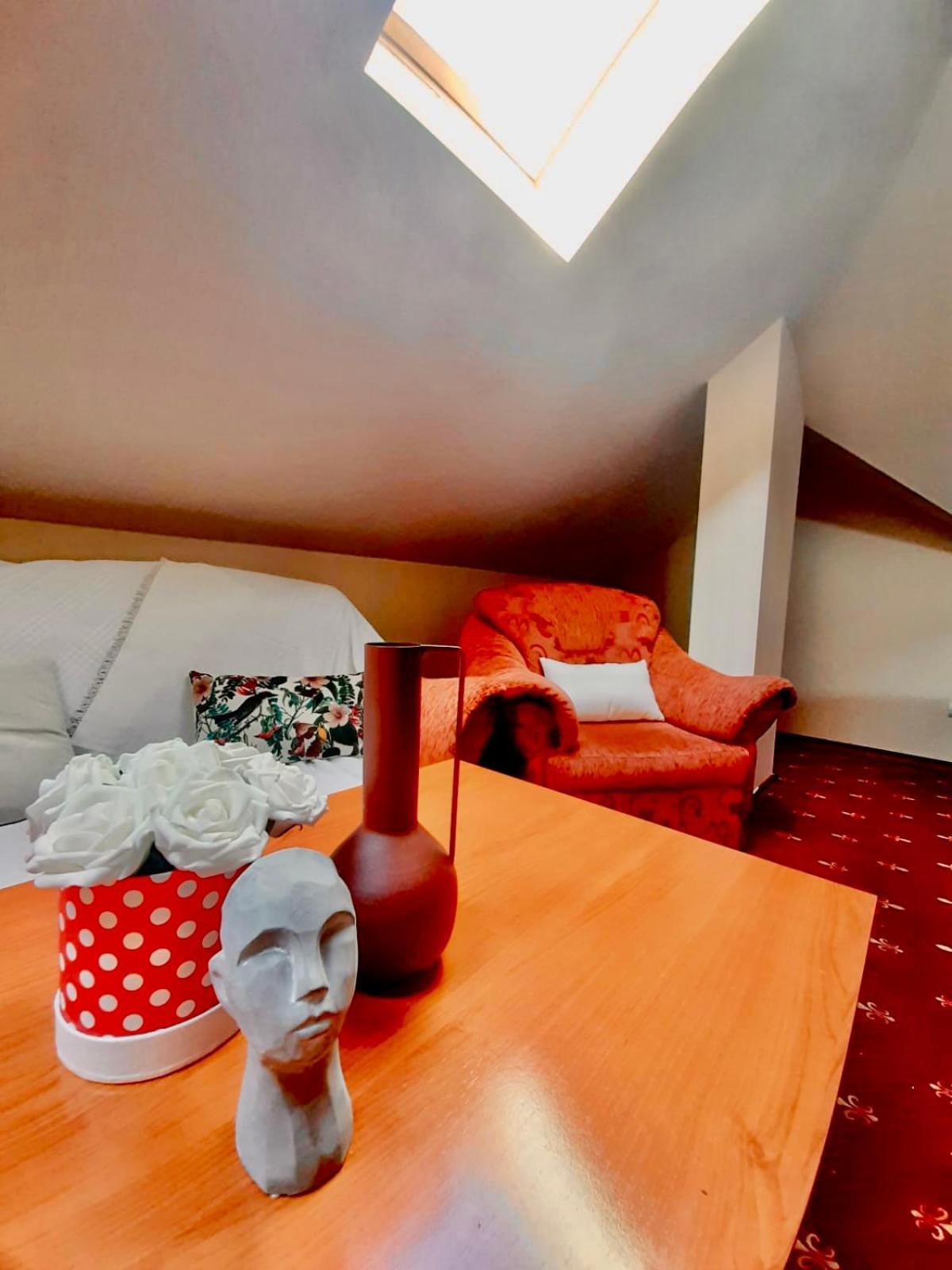 Vila Miluna Mamaia Εξωτερικό φωτογραφία