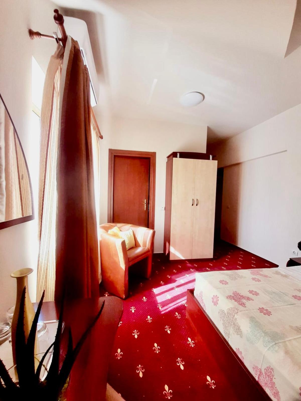 Vila Miluna Mamaia Εξωτερικό φωτογραφία